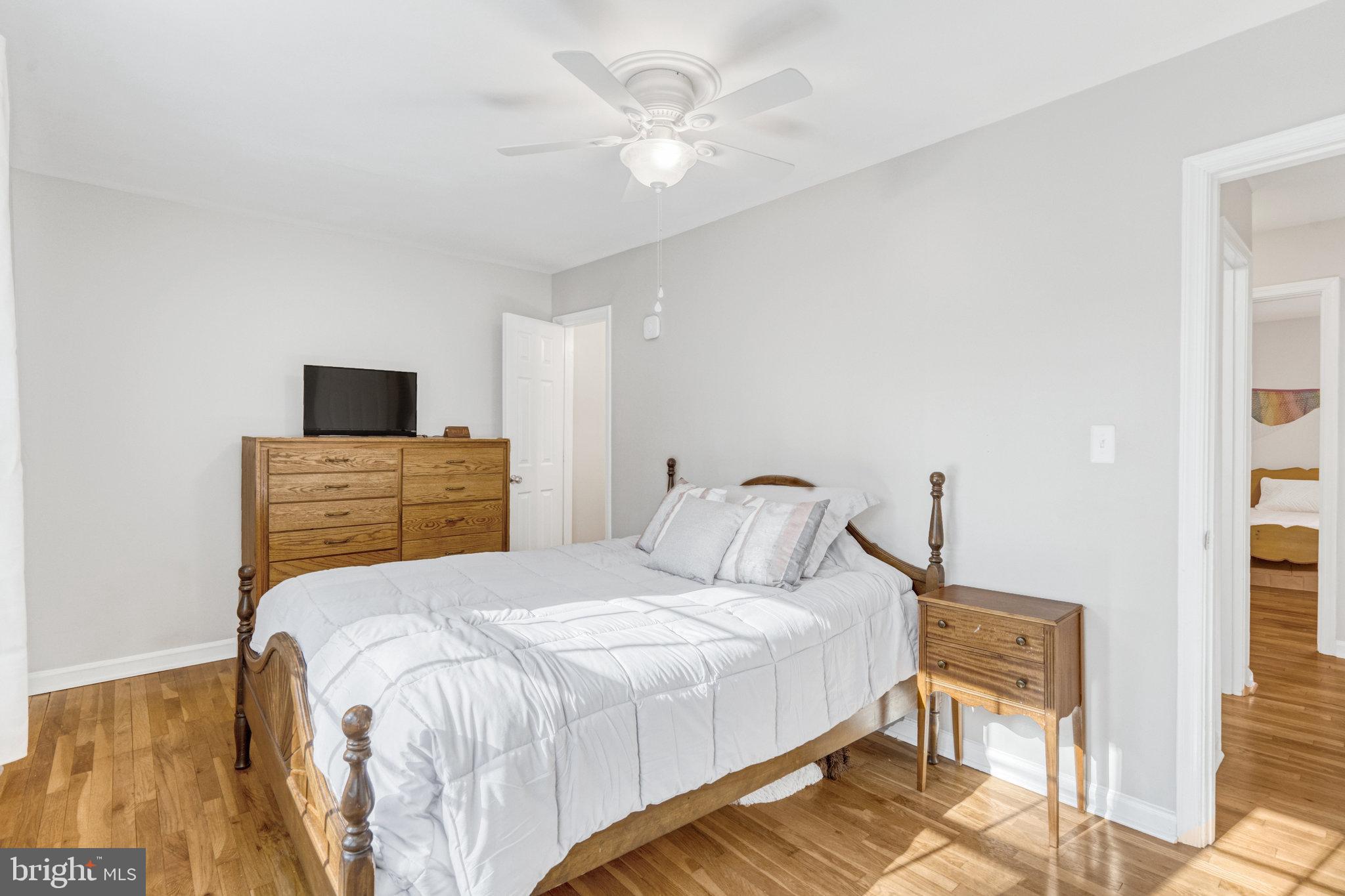 5910 Minutemen Road, Unit 294 Springfield, VA 22152 - Photo 15 of 34 Primary Bedroom