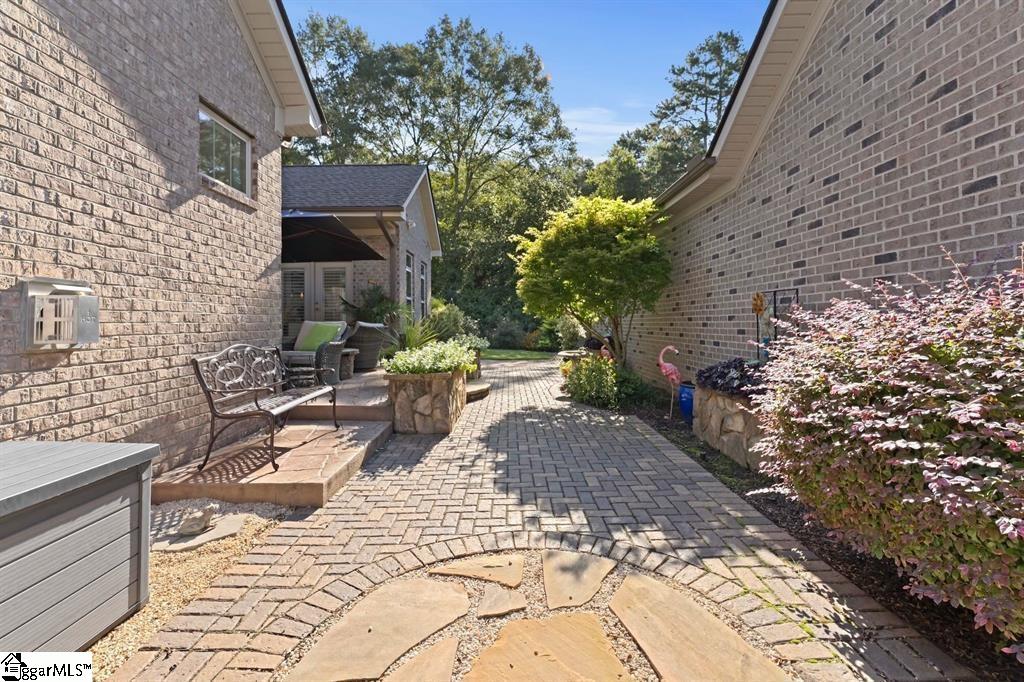 20 Layken Lane Simpsonville, SC 29680 - Photo 12 of 38