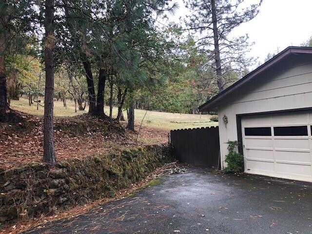 6535 Donaldson Road Grants Pass, OR 97526 - Photo 50 of 56 12