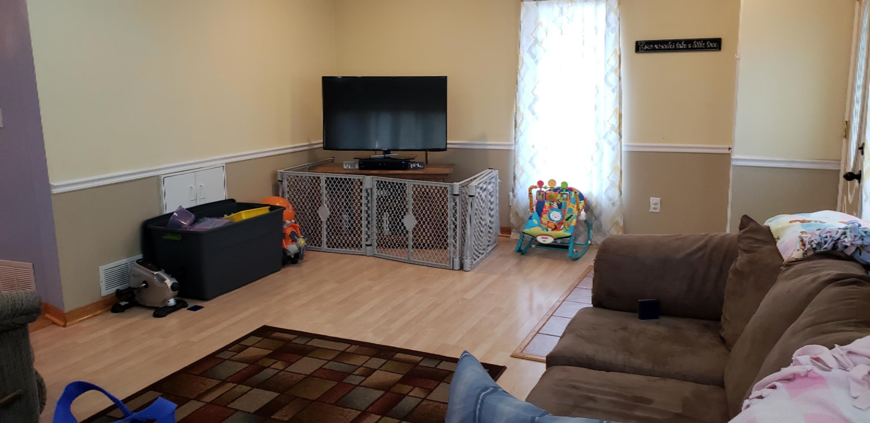 713 South Hooker Avenue Three Rivers, MI 49093 - Photo 7 of 14 Open concept living room!