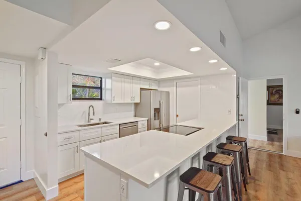 $2,100 | 11863 Wimbledon Circle, Unit 509, Wellington, FL 33414