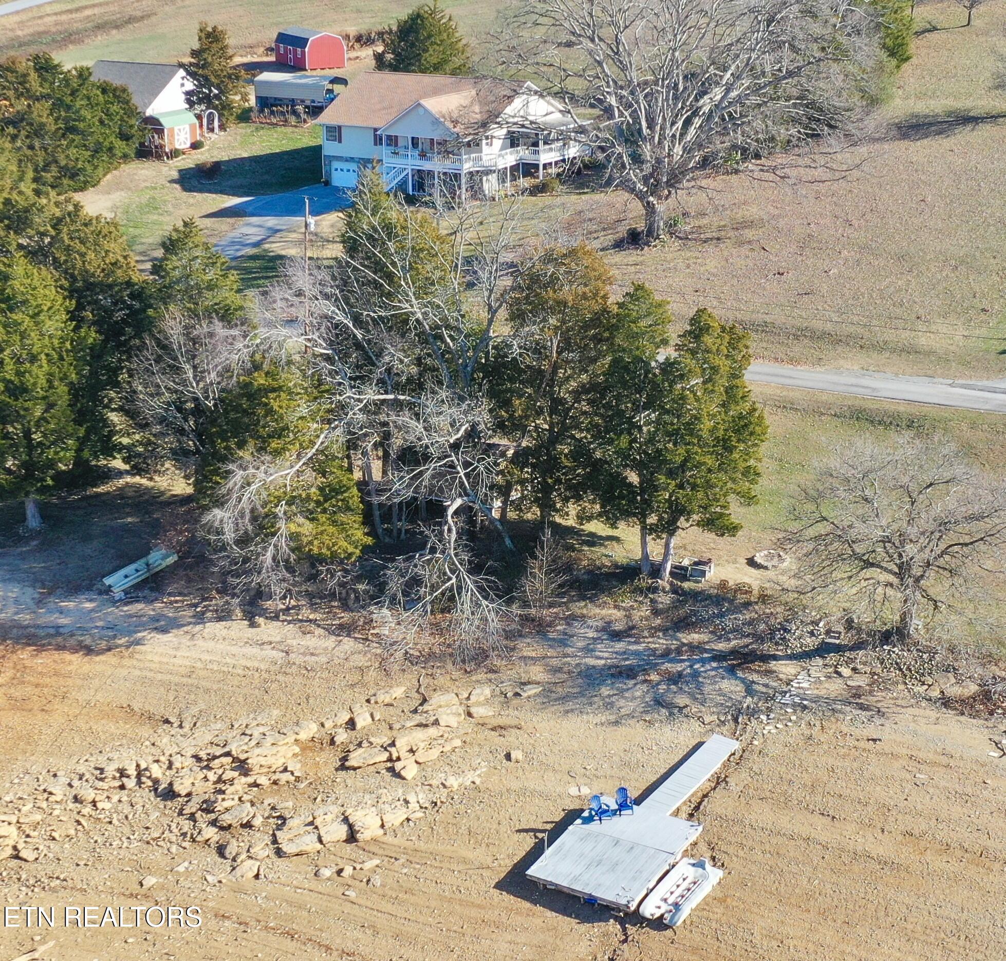 665 Wildcat Road Bean Station, TN 37708 - Photo 10 of 45 Photo Jan 09 2025, 11 03 47 AM