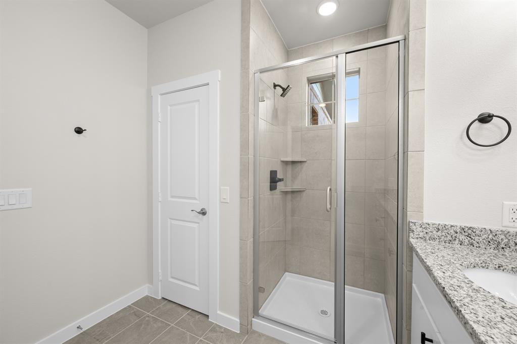 4615 Hawks Trail Oak Point, TX 75068 - Photo 27 of 36 4615 Haws Trail_ 2571_Ivy- Primary Suite-3