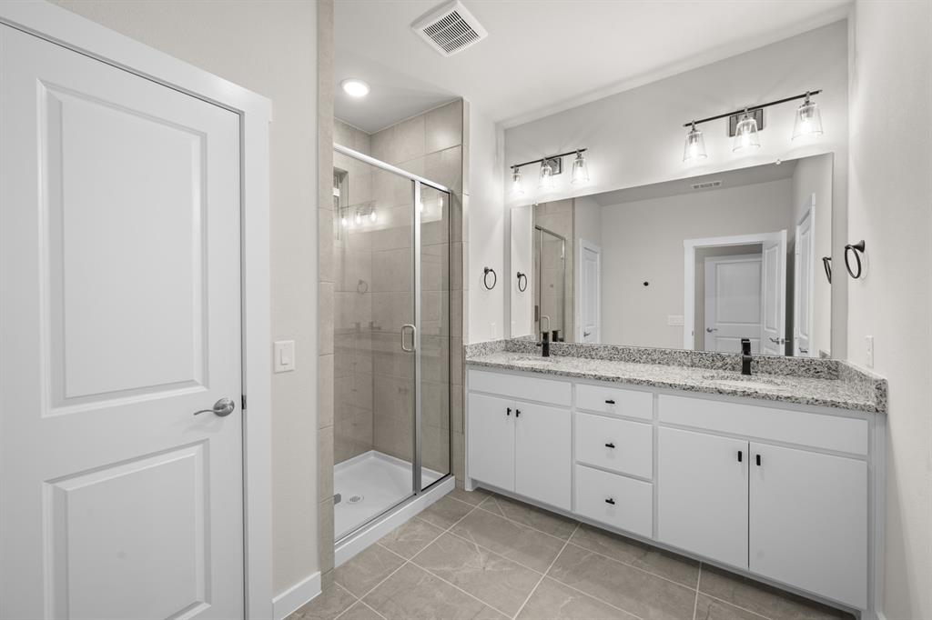 4615 Hawks Trail Oak Point, TX 75068 - Photo 28 of 36 4615 Haws Trail_ 2571_Ivy- Primary Suite-4