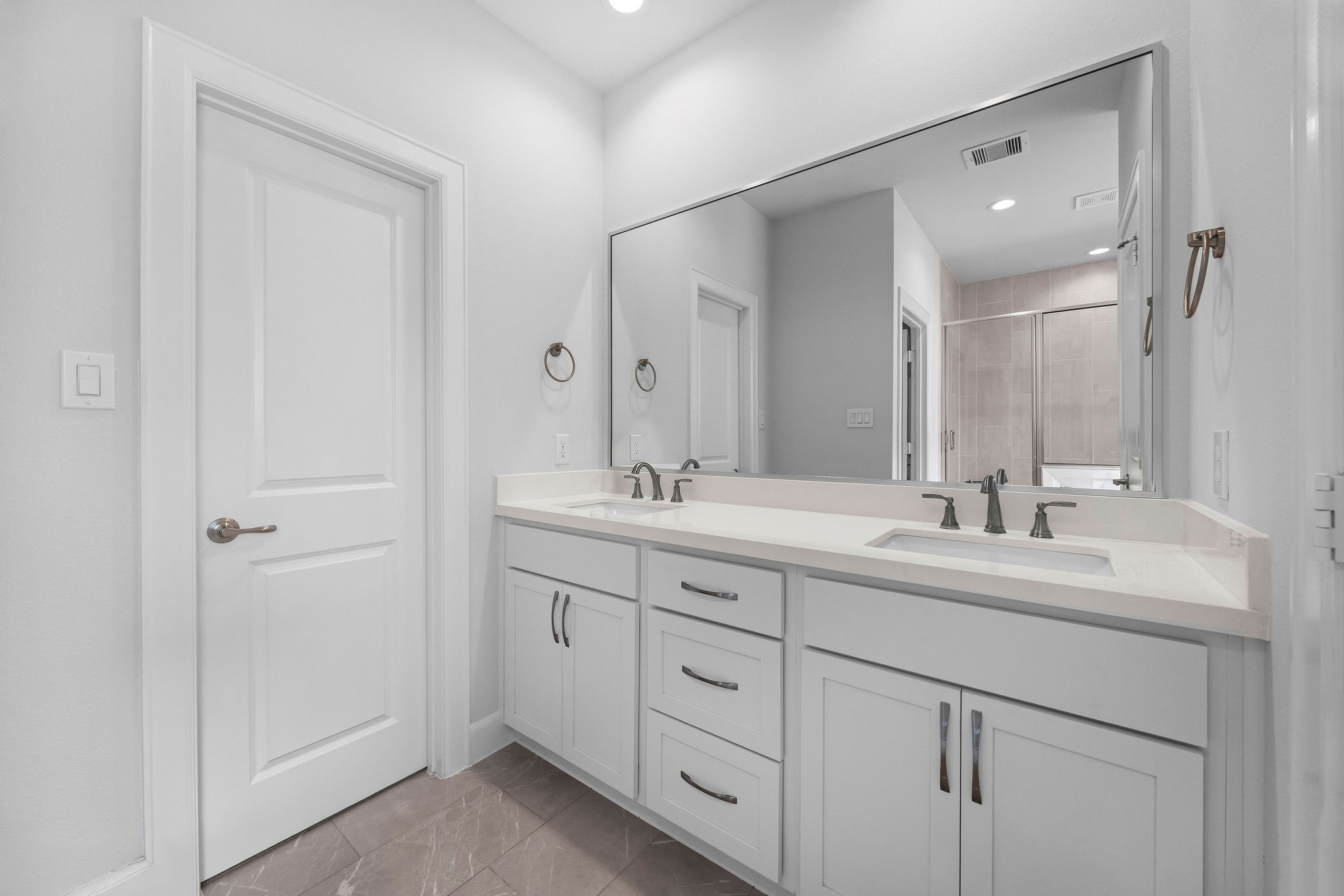 9561 Neuens Road, Unit D Houston, TX 77080 - Photo 17 of 23