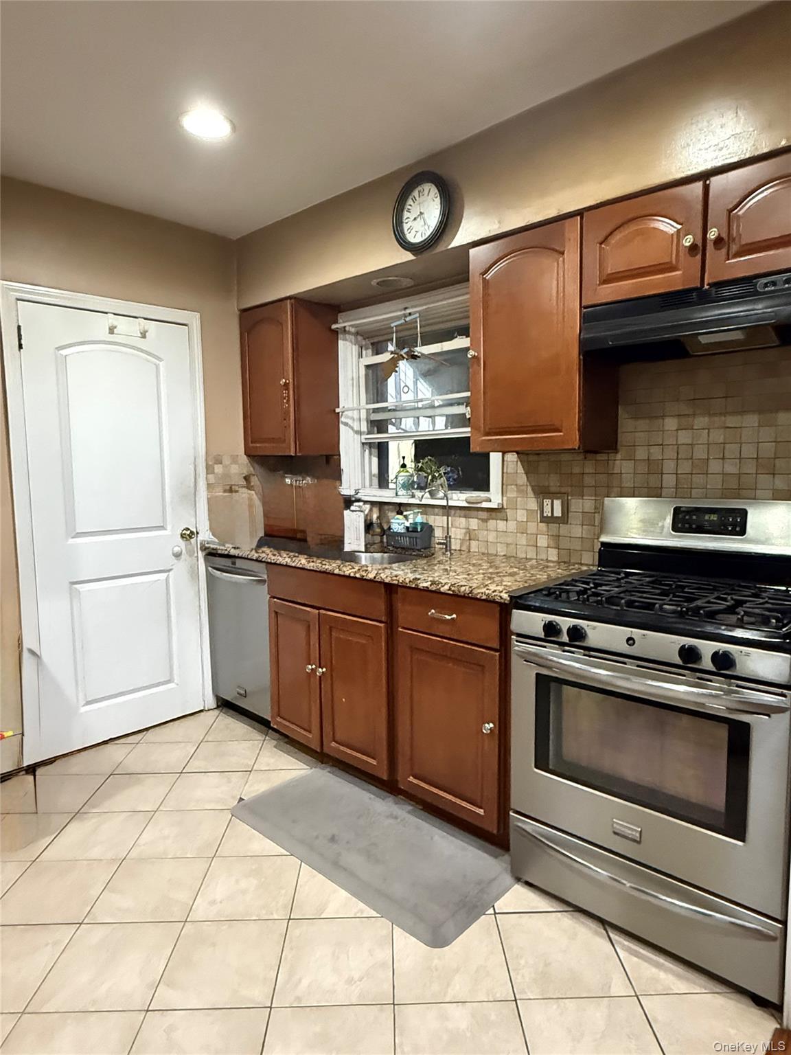 71 Ribbon Street Franklin Square, NY 11010 - Photo 7 of 14 Gallery Image 7