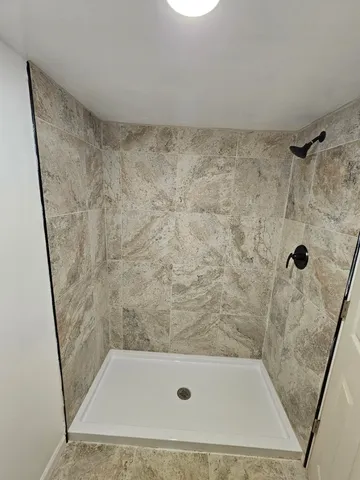 a bathroom with a tub
