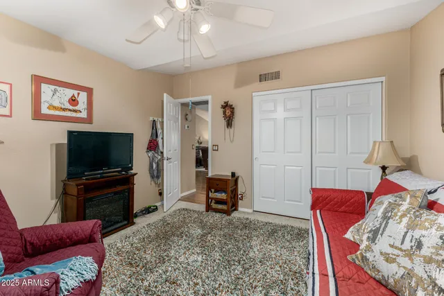 $395,000 | 19426 North 84th Avenue, Peoria, AZ 85382