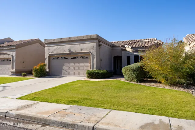$395,000 | 19426 North 84th Avenue, Peoria, AZ 85382