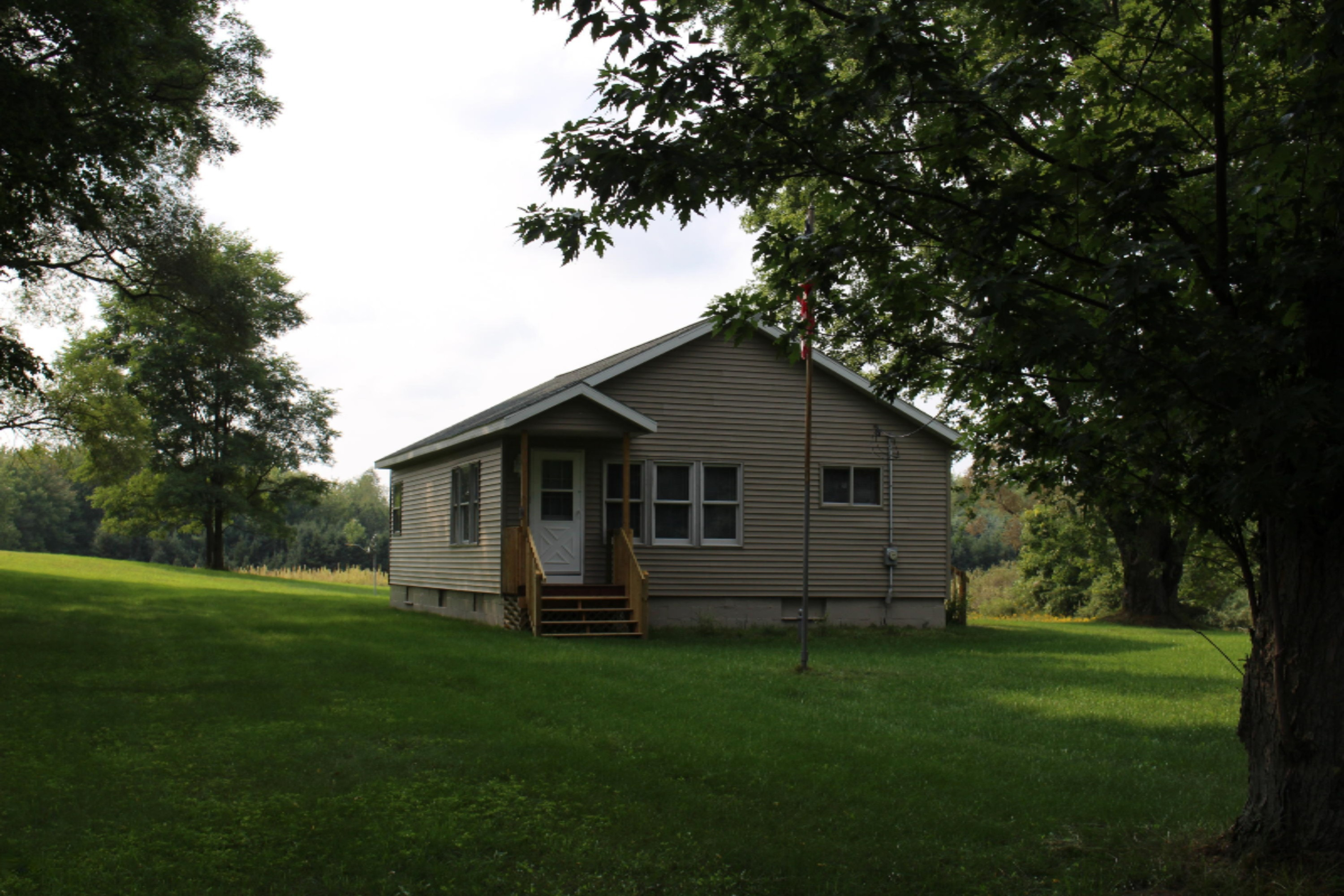 548 East Madison Road Hart, MI 49420 - Photo 9 of 31 IMG_1074