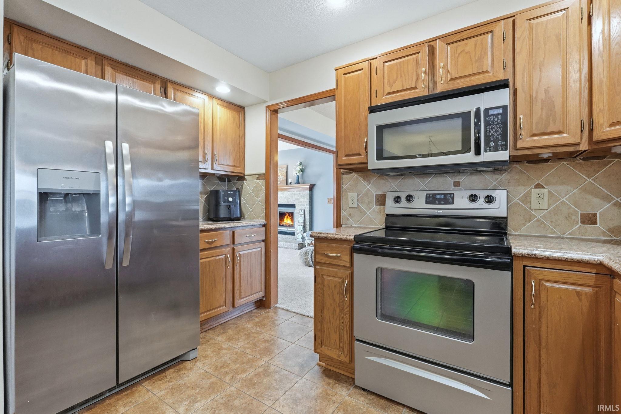 2736 Sweet Cider Road Fort Wayne, IN 46818 - Photo 3 of 34