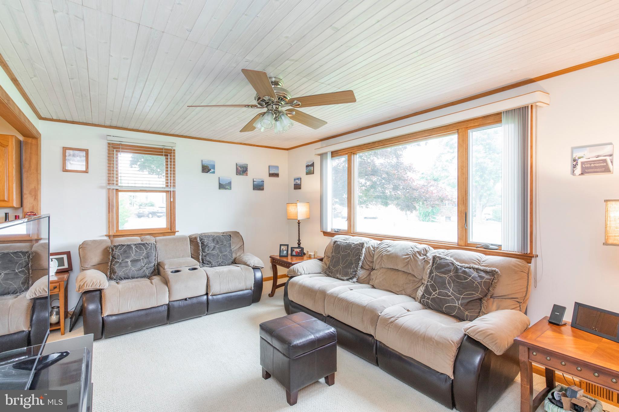 38 Upland Road Brookhaven, PA 19015 - Photo 2 of 36 Gallery Image 2