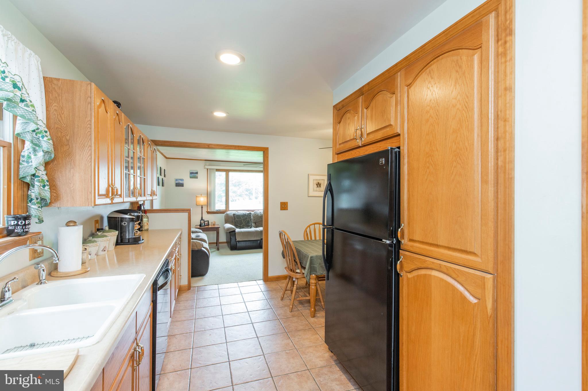 38 Upland Road Brookhaven, PA 19015 - Photo 8 of 36 Gallery Image 8