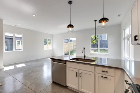 $749,900 | 5917 E Robertson Avenue, Unit E, Nashville, TN 37209