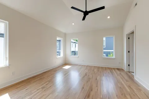 $749,900 | 5917 E Robertson Avenue, Unit E, Nashville, TN 37209