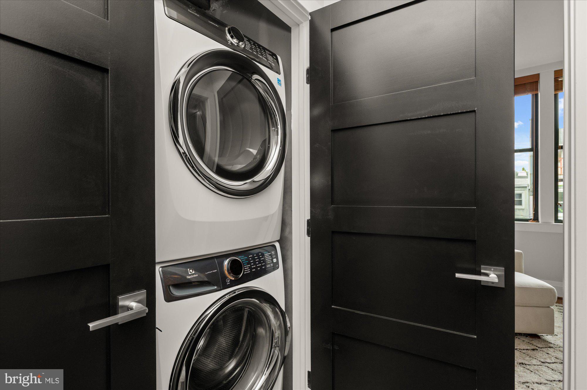 1416 Swann Street Northwest Washington, DC 20009 - Photo 31 of 52 Upper level full size washer and dryer