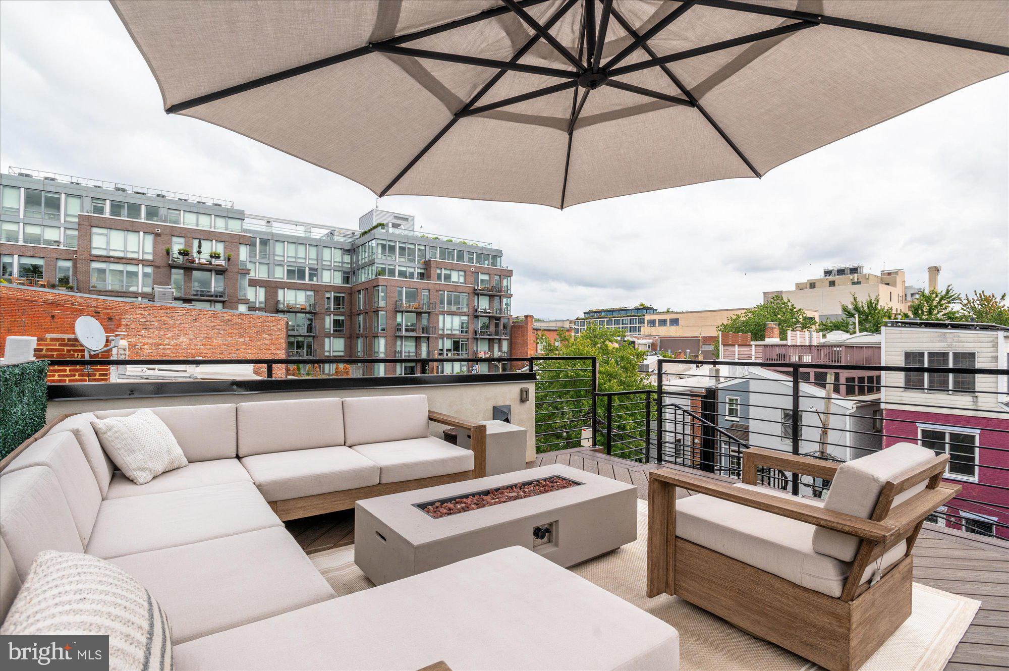 1416 Swann Street Northwest Washington, DC 20009 - Photo 36 of 52 Sweeping city views