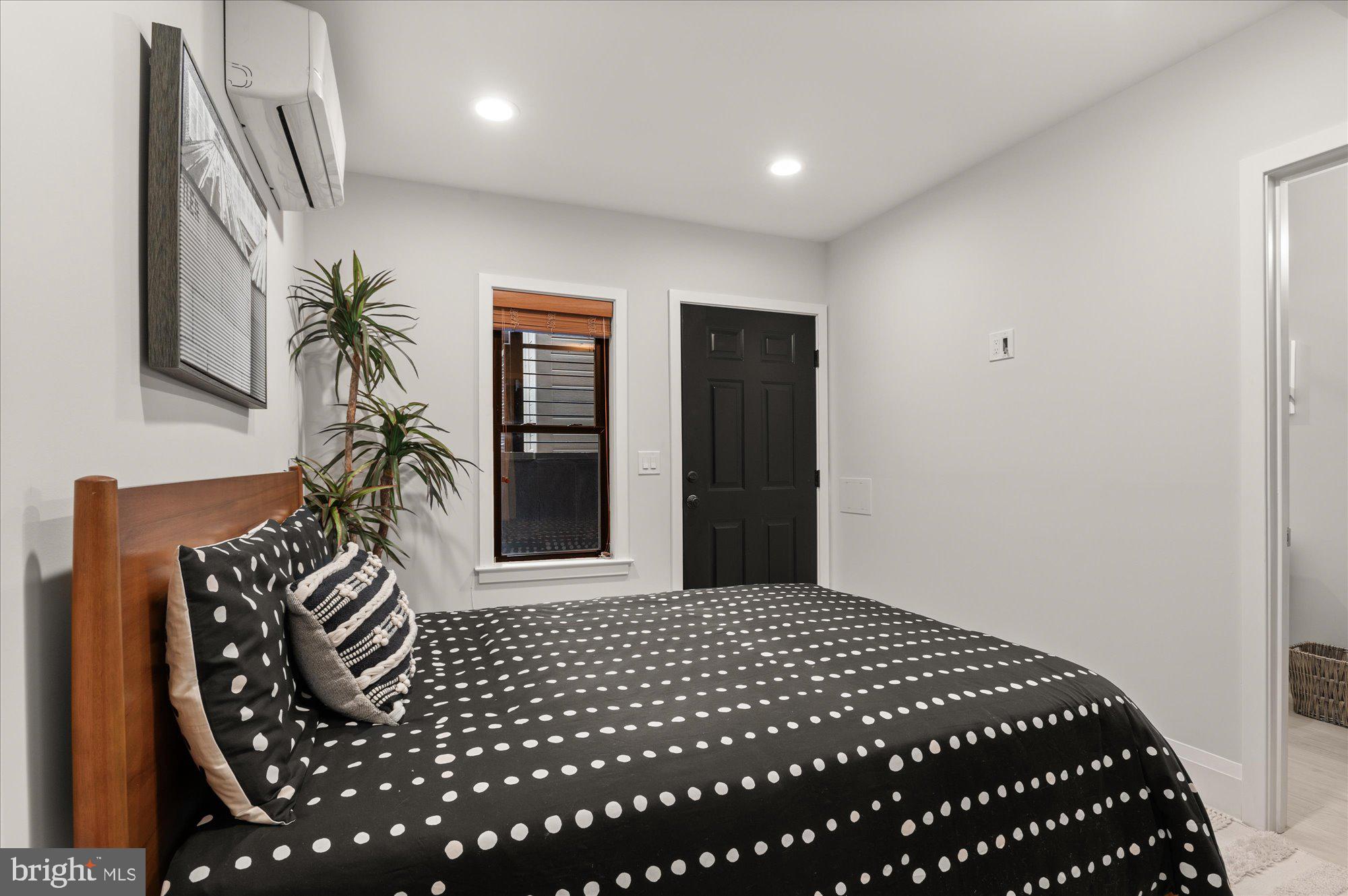 1416 Swann Street Northwest Washington, DC 20009 - Photo 46 of 52 Rear Access