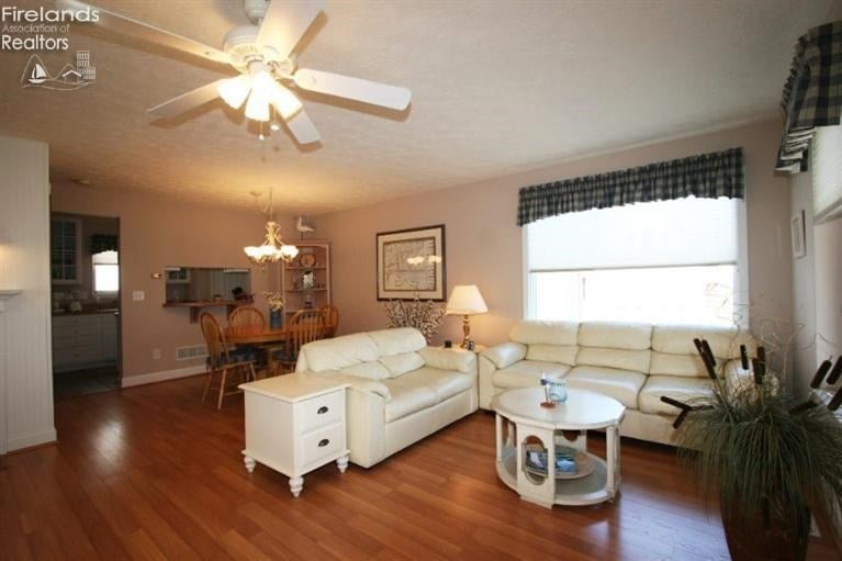 4611 Cleveland Road East, Unit 917 Huron, OH 44839 - Photo 4 of 10 Gallery Image 4