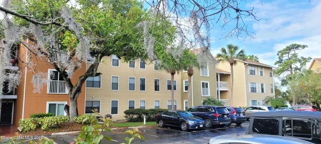 $1,900 | 225 South Tropical Trail, Unit 319, Merritt Island, FL 32952