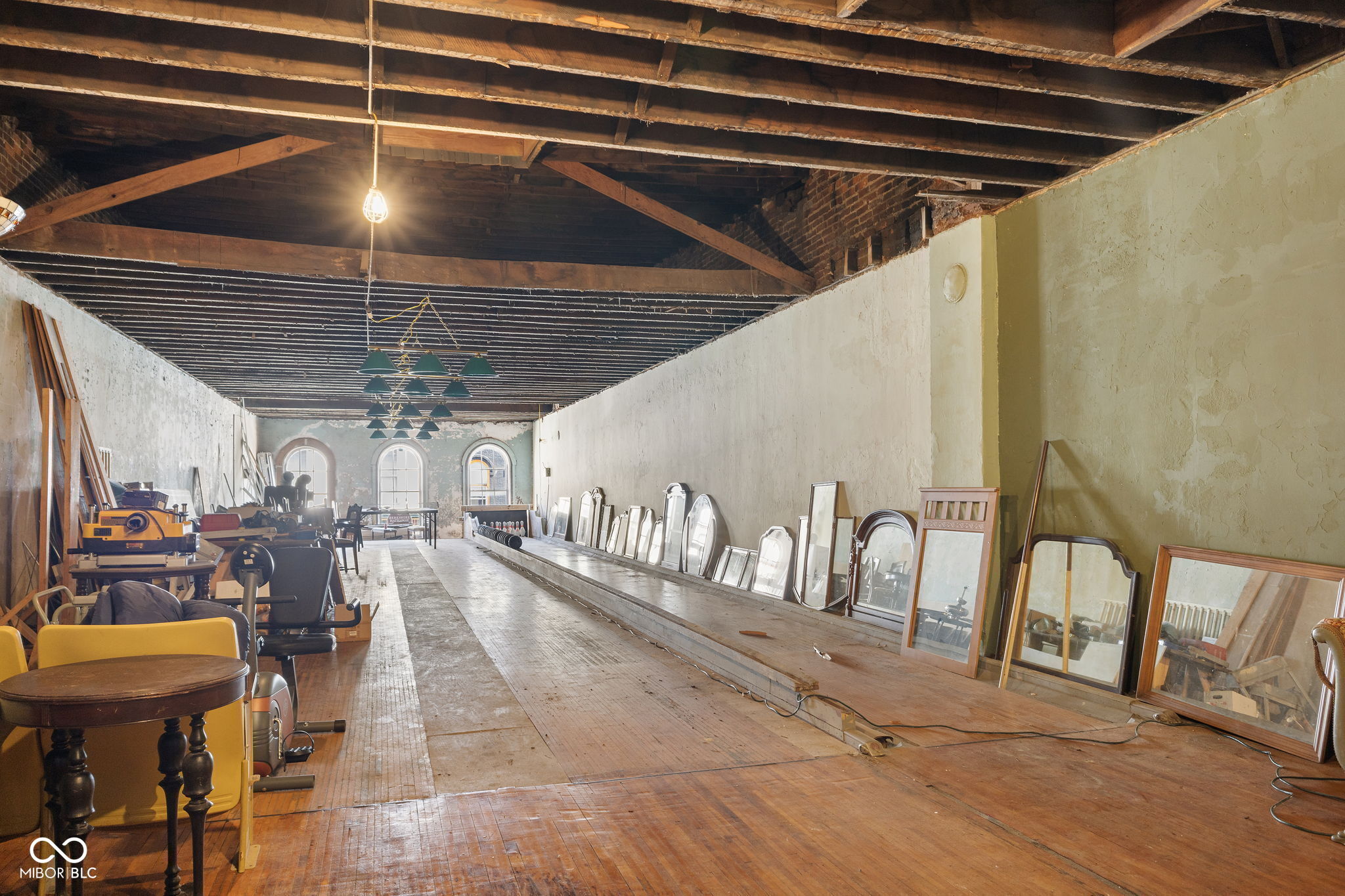 111 East Main Cross Street Edinburgh, IN 46124 - Photo 18 of 22