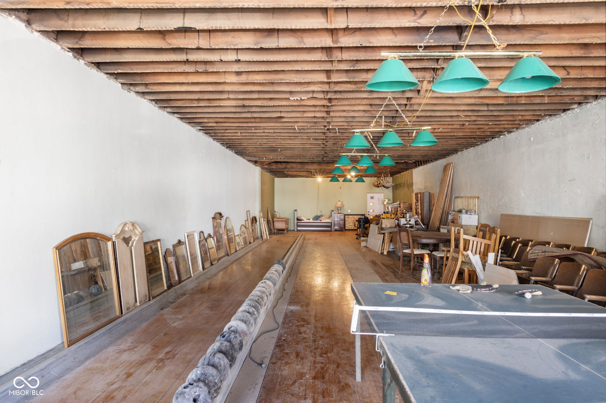 111 East Main Cross Street Edinburgh, IN 46124 - Photo 19 of 22