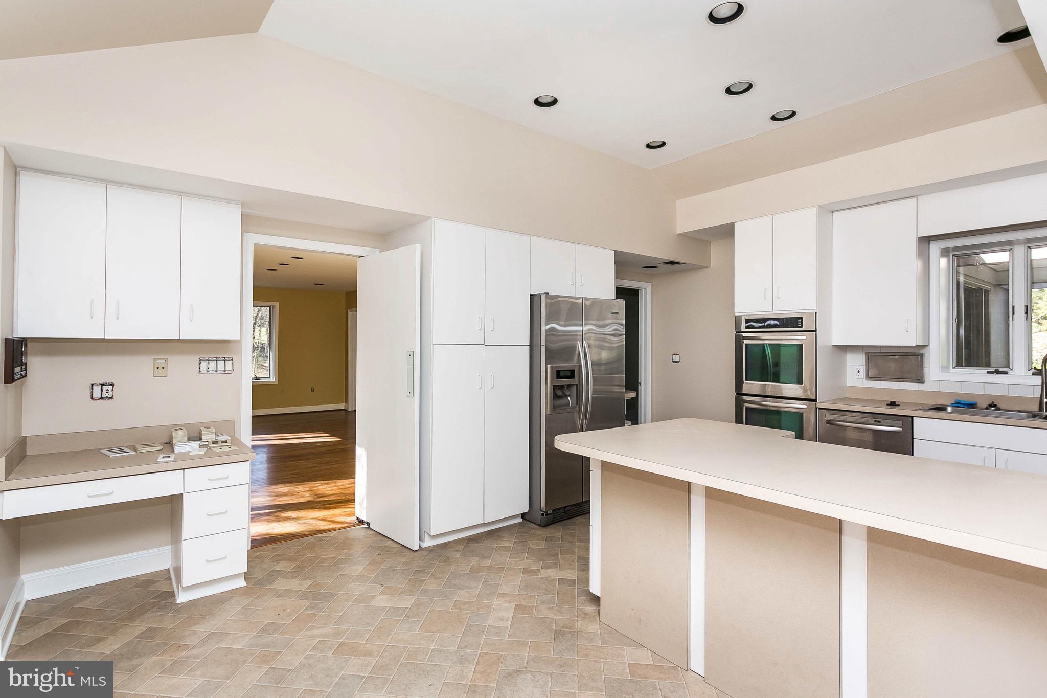 1103 Rolandvue Road Towson, MD 21204 - Photo 15 of 30
