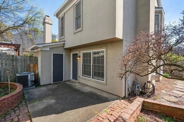 $2,300 | 401 Defoors Landing Northwest, Atlanta, GA 30318
