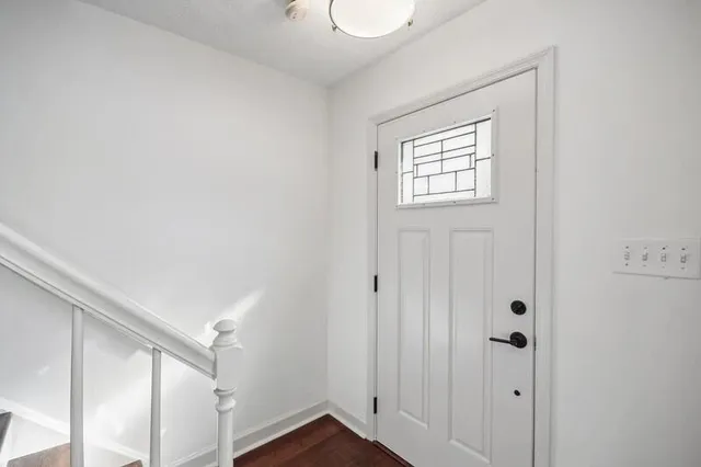 $2,300 | 401 Defoors Landing Northwest, Atlanta, GA 30318