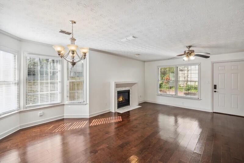 401 Defoors Landing Northwest Atlanta, GA 30318 - Photo 9 of 34