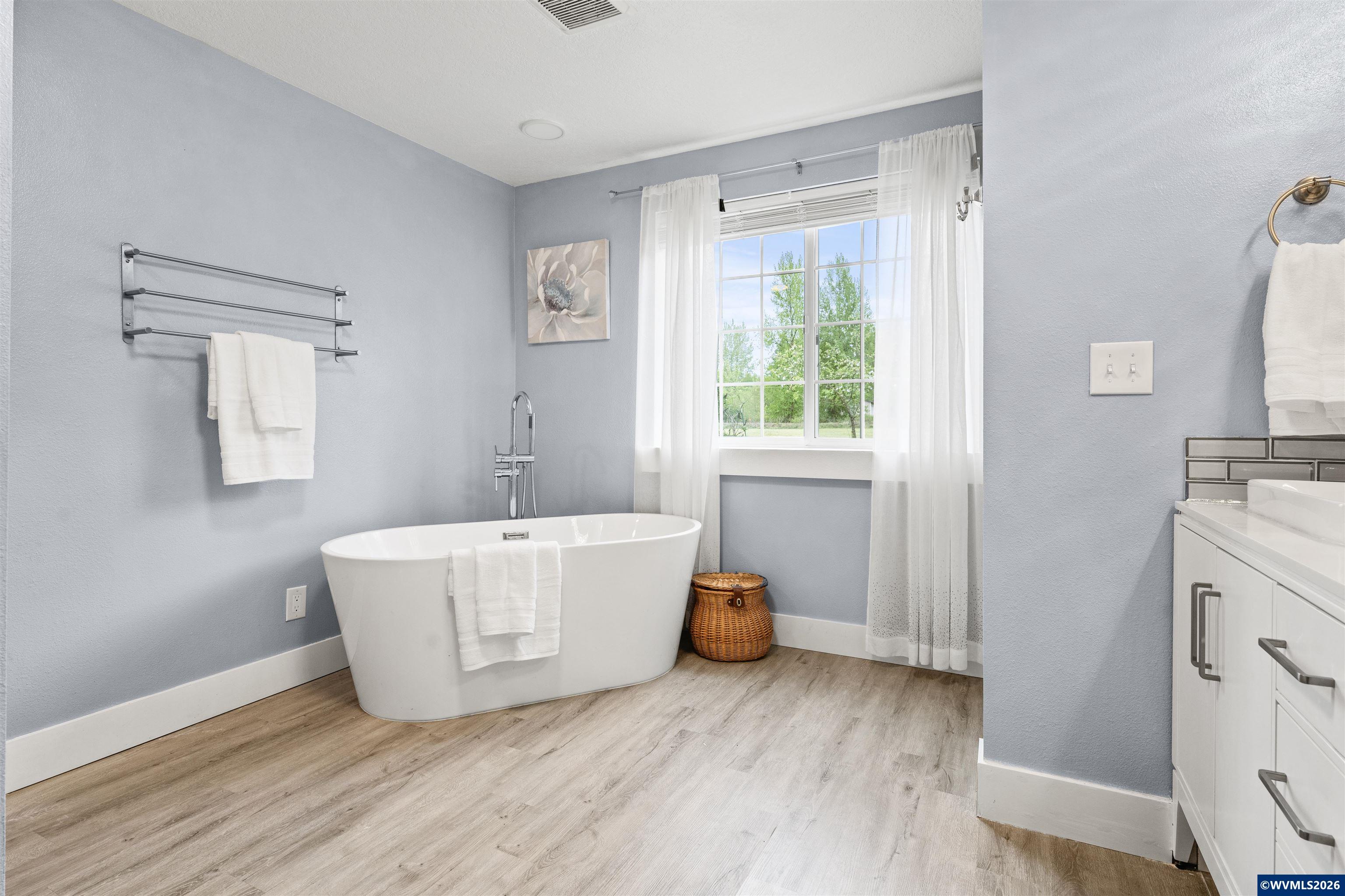 30434 Santiam River Road Lebanon, OR 97355 - Photo 30 of 42 Gallery Image 30
