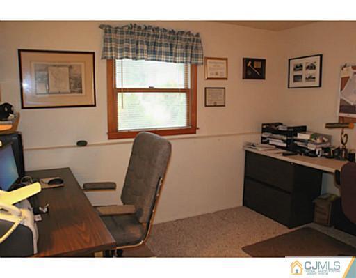11 Vauxhall Road East Brunswick, NJ 08816 - Photo 14 of 19 Gallery Image 14