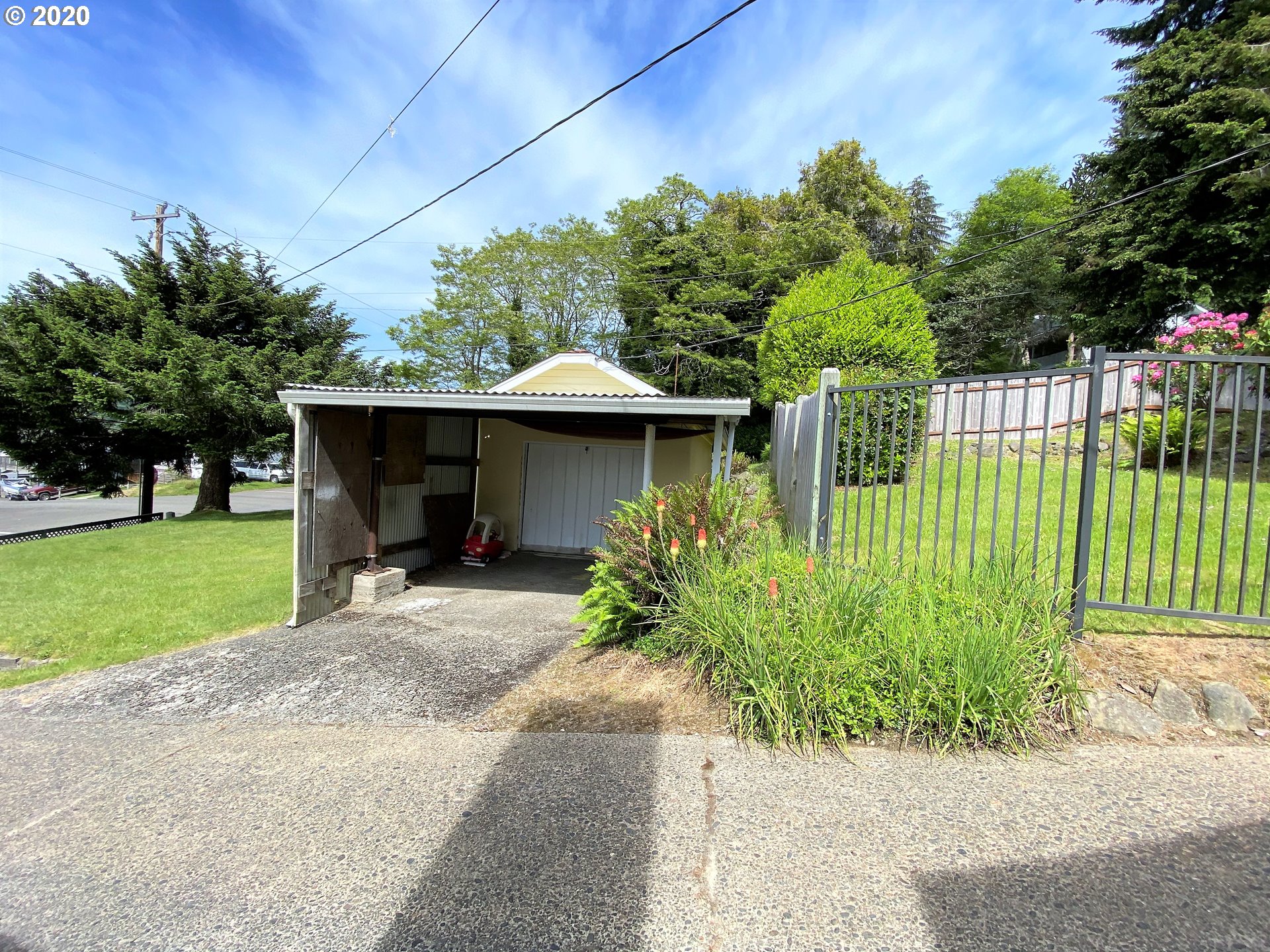 626 Elm Avenue Reedsport, OR 97467 - Photo 25 of 32