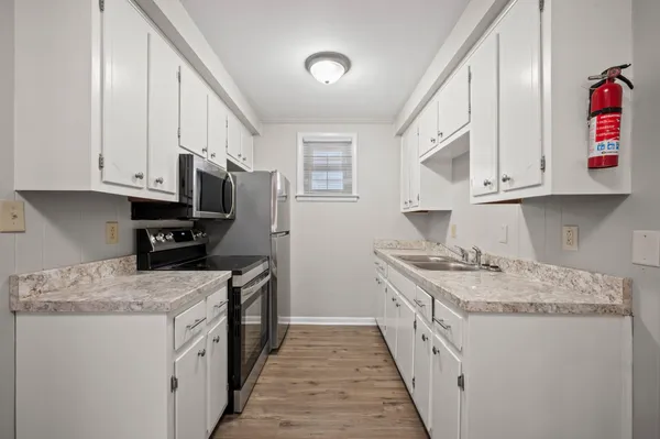 $750 | 701 Power Street, Unit 2, Clarksville, TN 37042