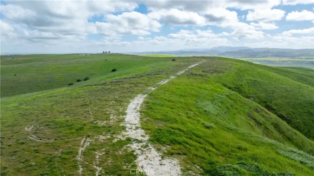 $525,000 | 0 Yosemite Place, Paso Robles, CA 93446