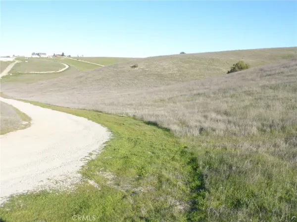 $525,000 | 0 Yosemite Place, Paso Robles, CA 93446