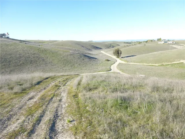 $525,000 | 0 Yosemite Place, Paso Robles, CA 93446