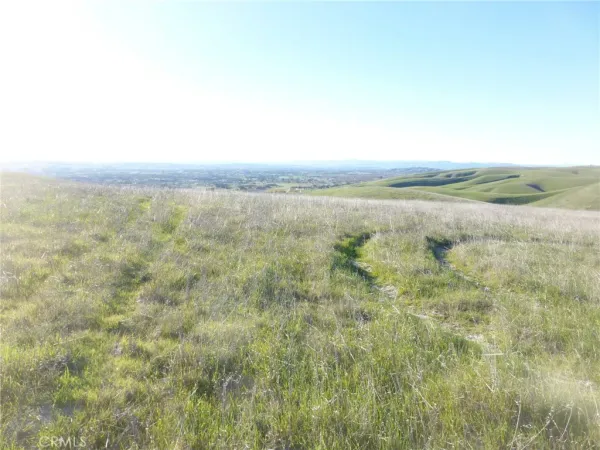 $525,000 | 0 Yosemite Place, Paso Robles, CA 93446