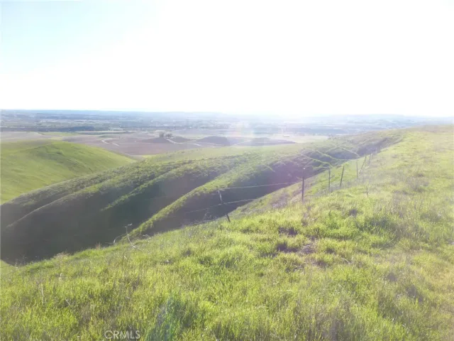 $525,000 | 0 Yosemite Place, Paso Robles, CA 93446