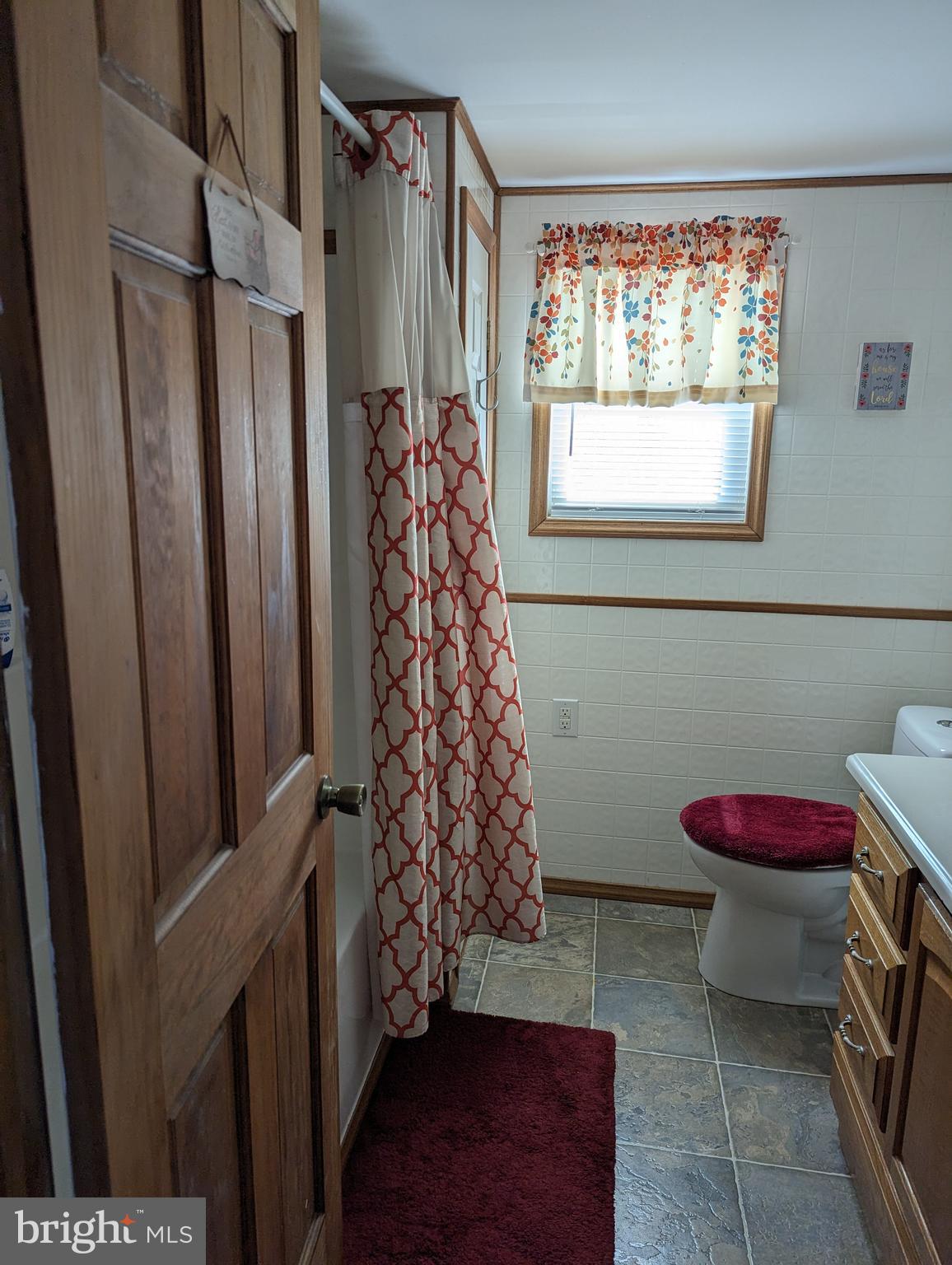 8665 Mormon Church Road Waynesboro, PA 17268 - Photo 19 of 19 FULL BATHROOM