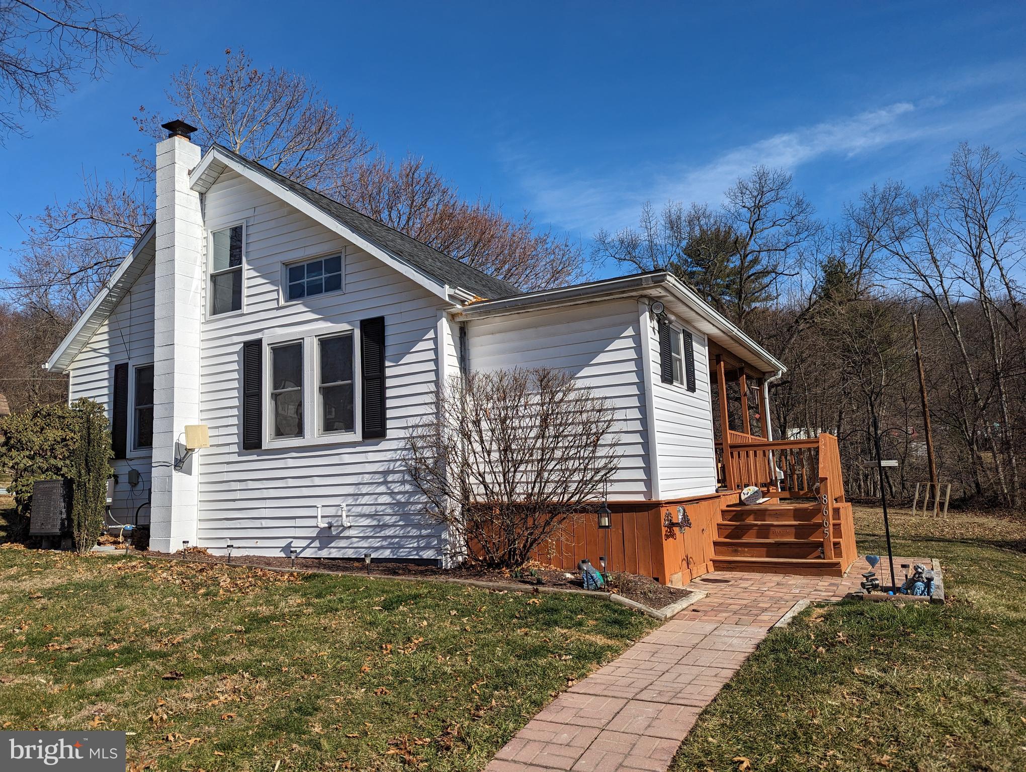 8665 Mormon Church Road Waynesboro, PA 17268 - Photo 4 of 19 EXTERIOR SIDE VIEW