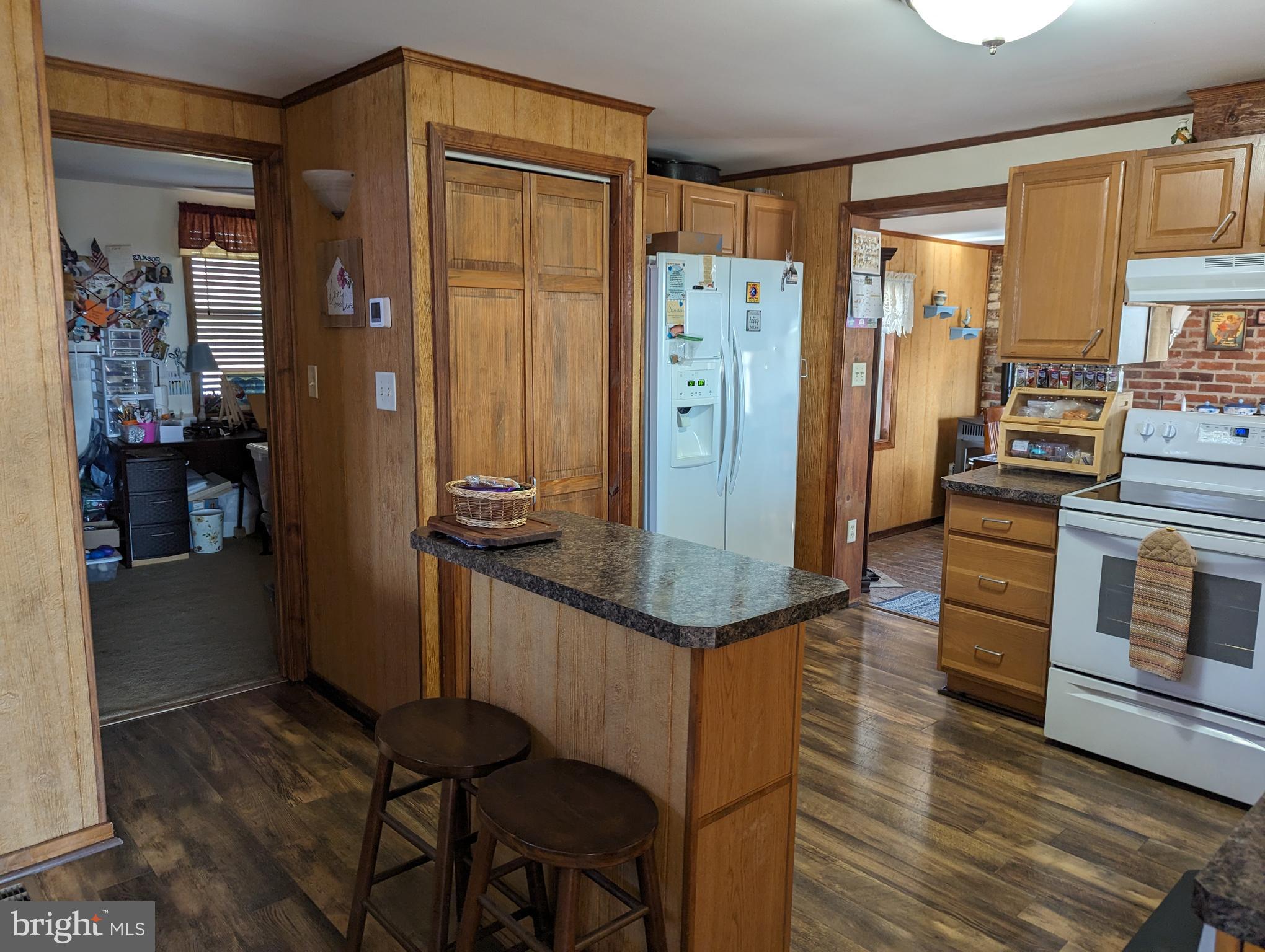 8665 Mormon Church Road Waynesboro, PA 17268 - Photo 7 of 19 KITCHEN WITH ISLAND