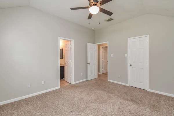 $1,600 | 5500 North Buffalo Circle, Willis, TX 77378