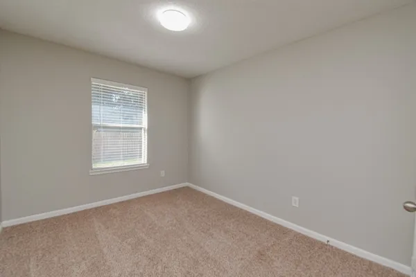 $1,600 | 5500 North Buffalo Circle, Willis, TX 77378