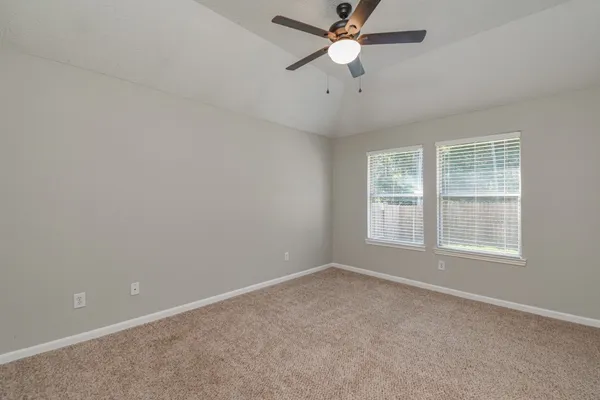 $1,600 | 5500 North Buffalo Circle, Willis, TX 77378