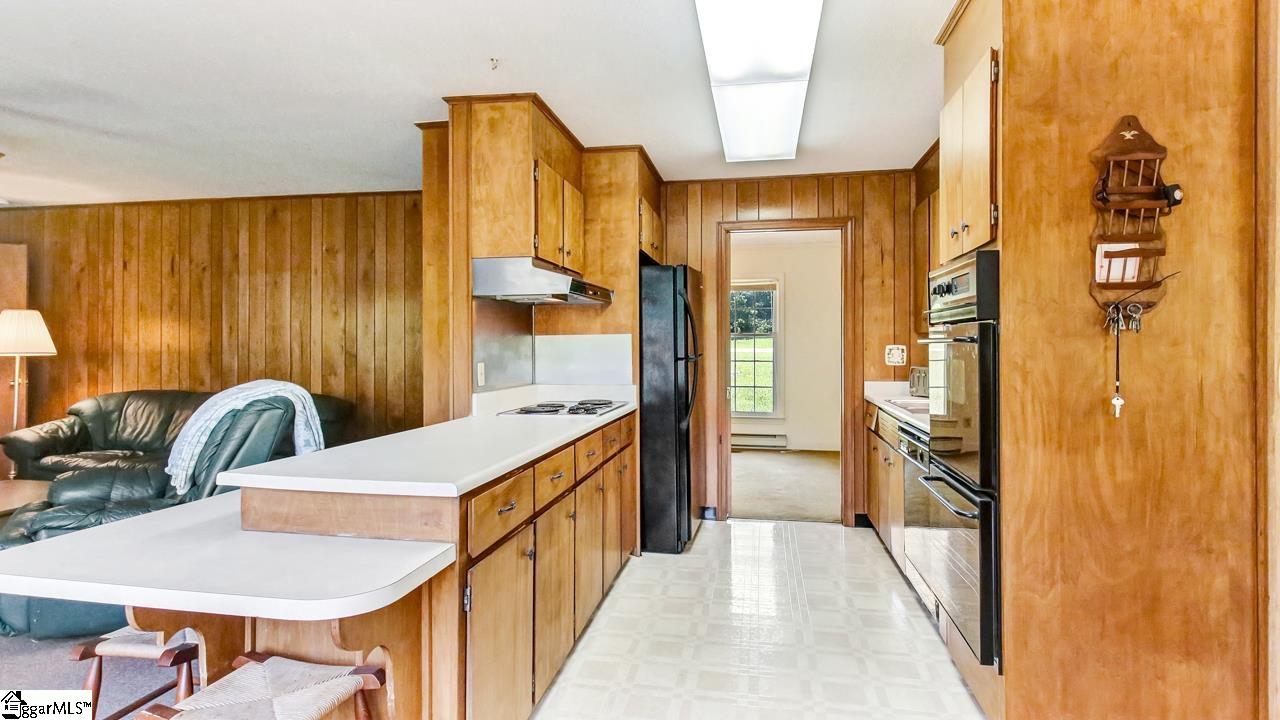 153 Dewey Road Greer, SC 29651 - Photo 8 of 34 Gallery Image 8