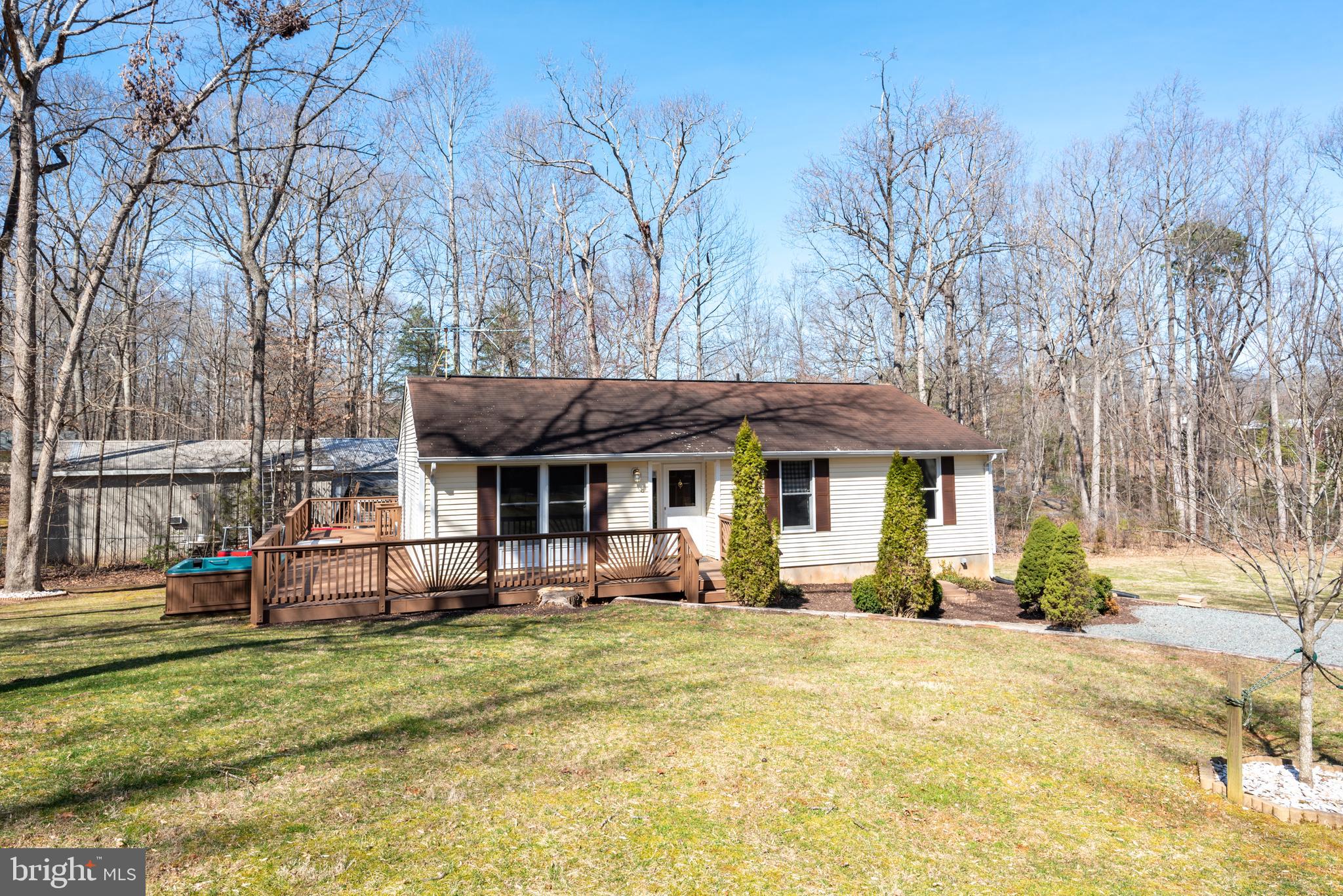 4225 Goldmine Road Goldvein, VA 22720 - Photo 6 of 34 Gallery Image 6