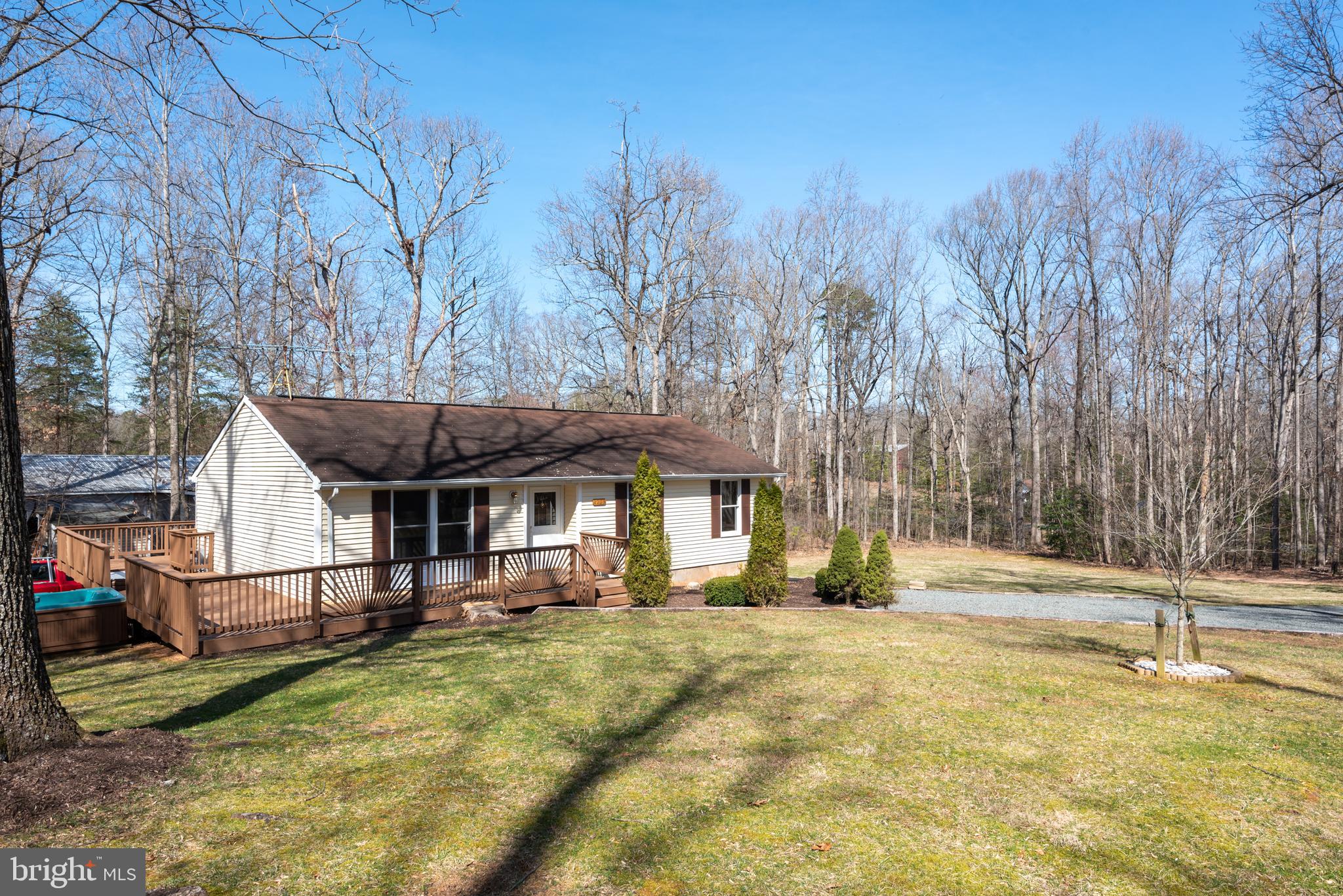 4225 Goldmine Road Goldvein, VA 22720 - Photo 7 of 34 Gallery Image 7