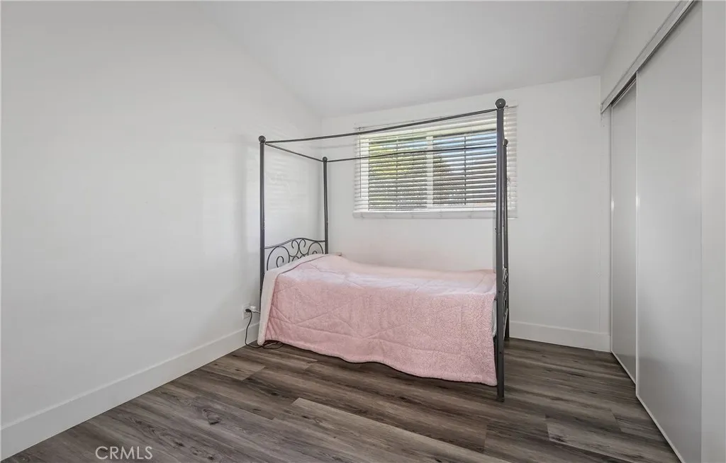 26960 14th Street Highland, CA 92346 - Photo 15 of 18