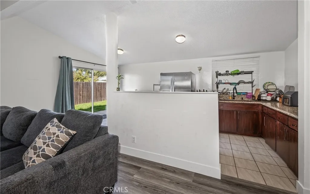 26960 14th Street Highland, CA 92346 - Photo 7 of 18